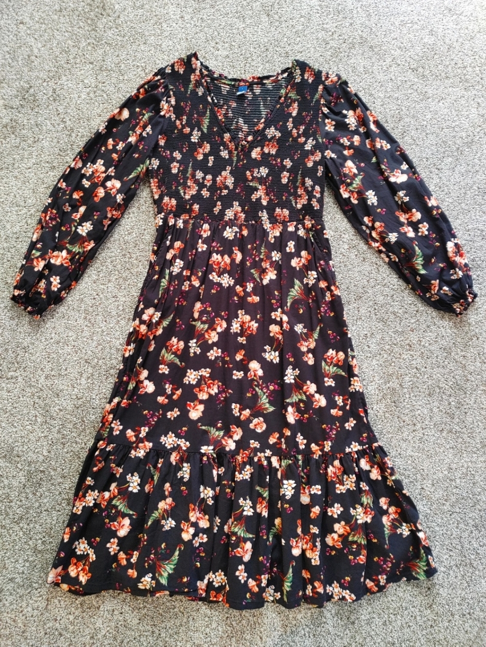 Large floral smocked tiered v neck Old Navy dress
